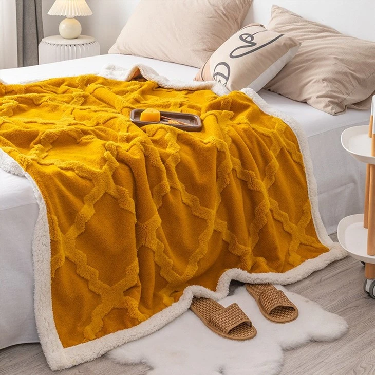 thick throw blanket
