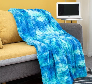 Dvoslojna odeja iz umetnega krzna