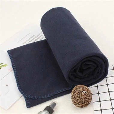 Dizajn odeje iz polarnega flisa